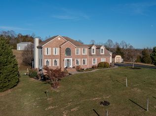 2134 Gravel Hill Rd, Troutville, VA 24175
