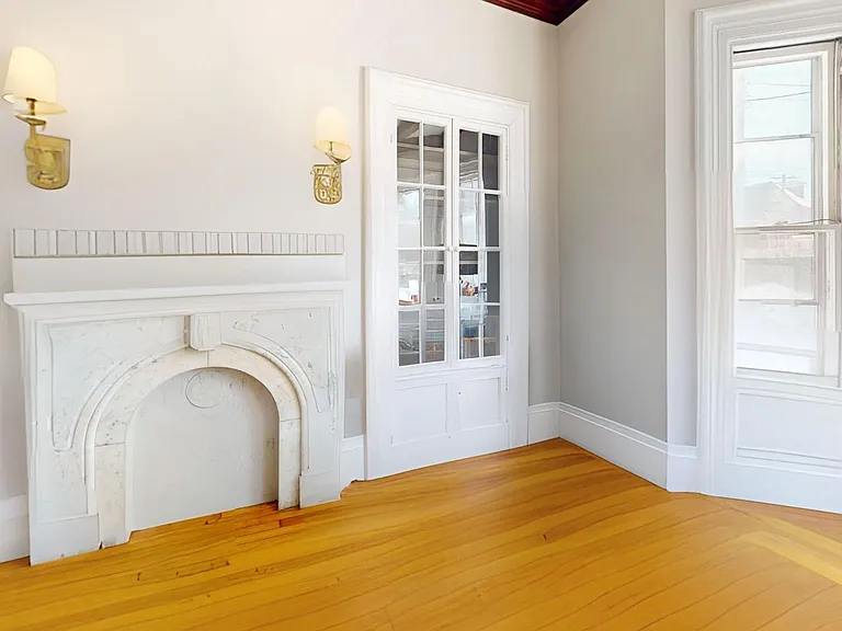 12 Lyman St #1 — Photo 3