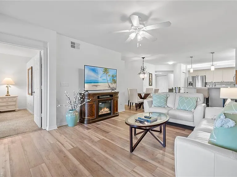 23821 Marbella Bay Rd #102 — Photo 6