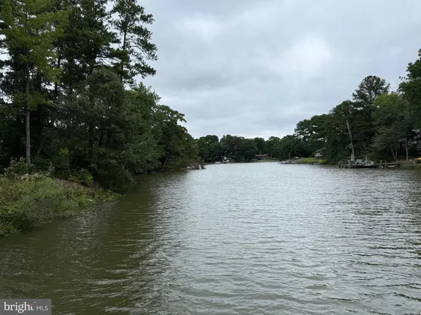 14 Mallard Ct, Montross, VA 22520