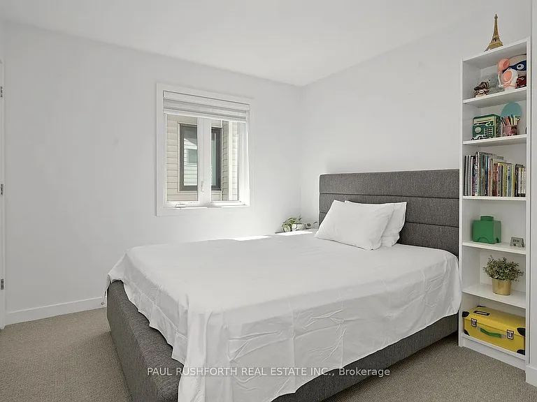 6483 Renaud Rd — Photo 29