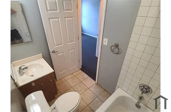 Building Photo - 1808 N Calvert St #2