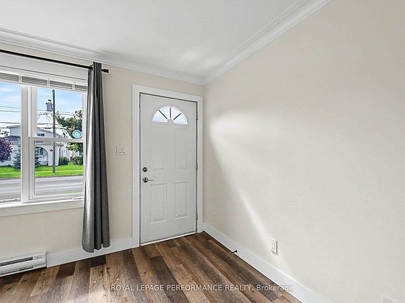 5th image of 1008 2nd St E