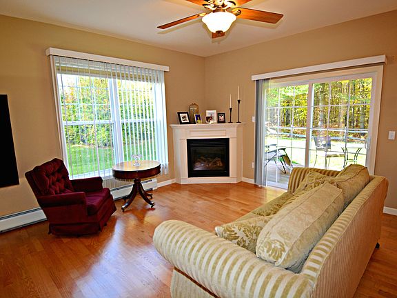 4th image of 11 Irene Ave