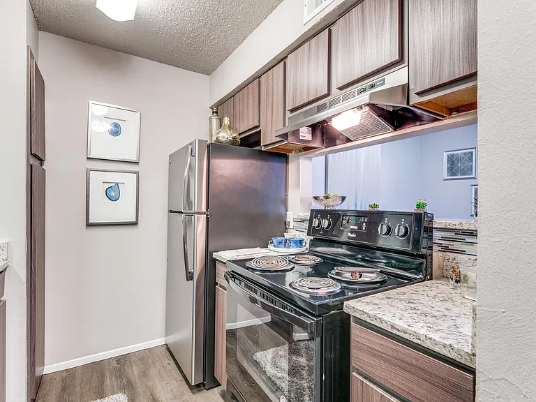5744 Coventry Park Dr — Photo 35