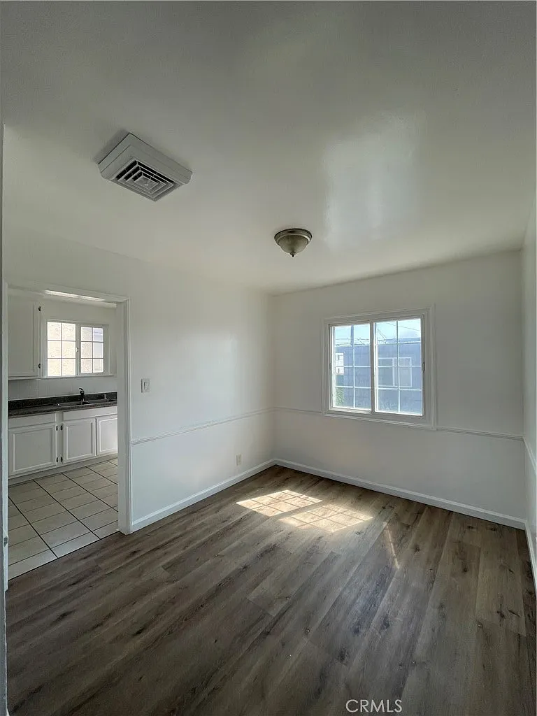 2 bed, 904 sqft, $2,750 — Photo 3