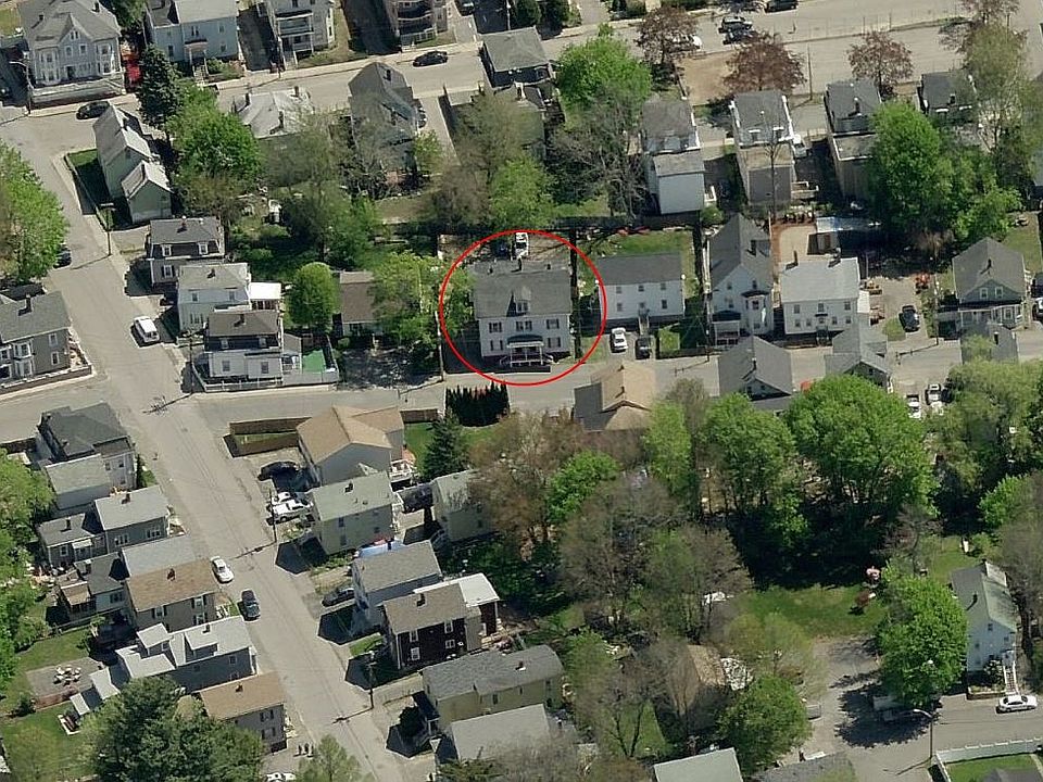 2nd image of 153 Franklin St #3