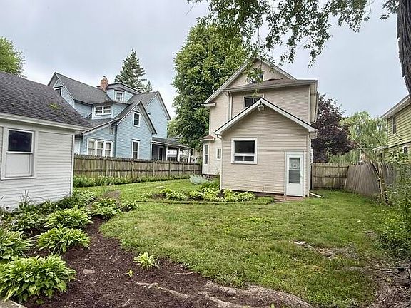 4th image of 274 Garfield Ave