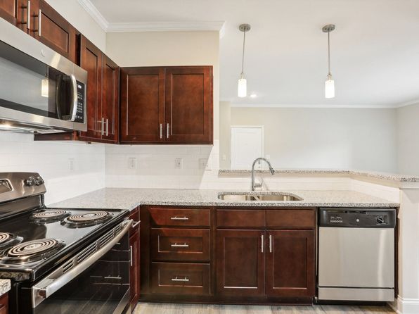 5150 Jack Byrnes Dr APT 3302