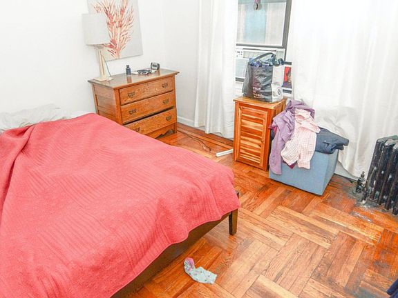 5th image of 102 Lexington Ave #3