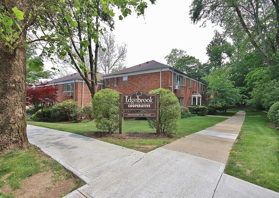 1st image of 42 Lawrence Drive #B