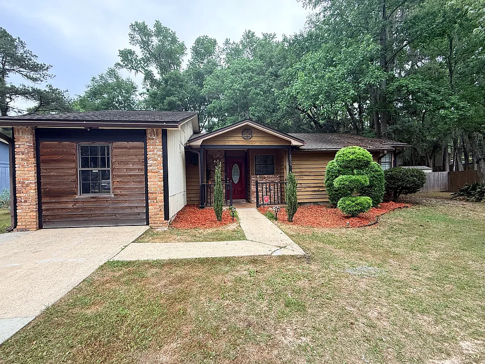 2809 Faringdon Dr