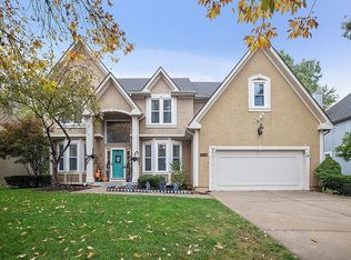 13811 Meadow Ln, Leawood, KS 66224