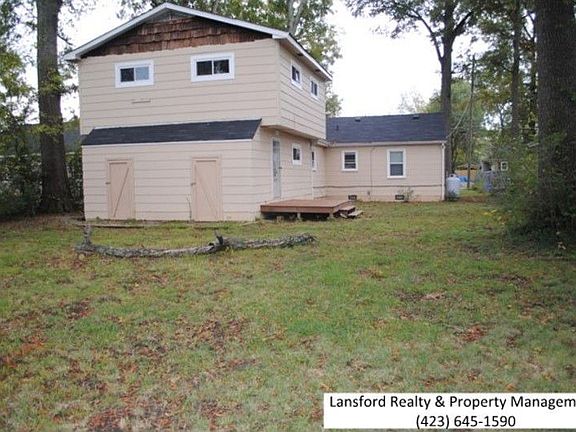 4th image of 5509 Woodlawn Dr