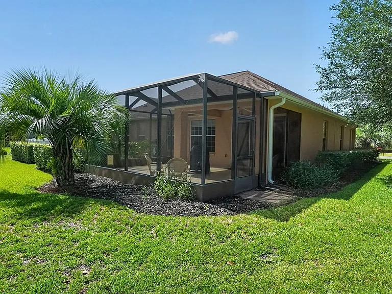 8525 SW 86th Ter — Photo 5