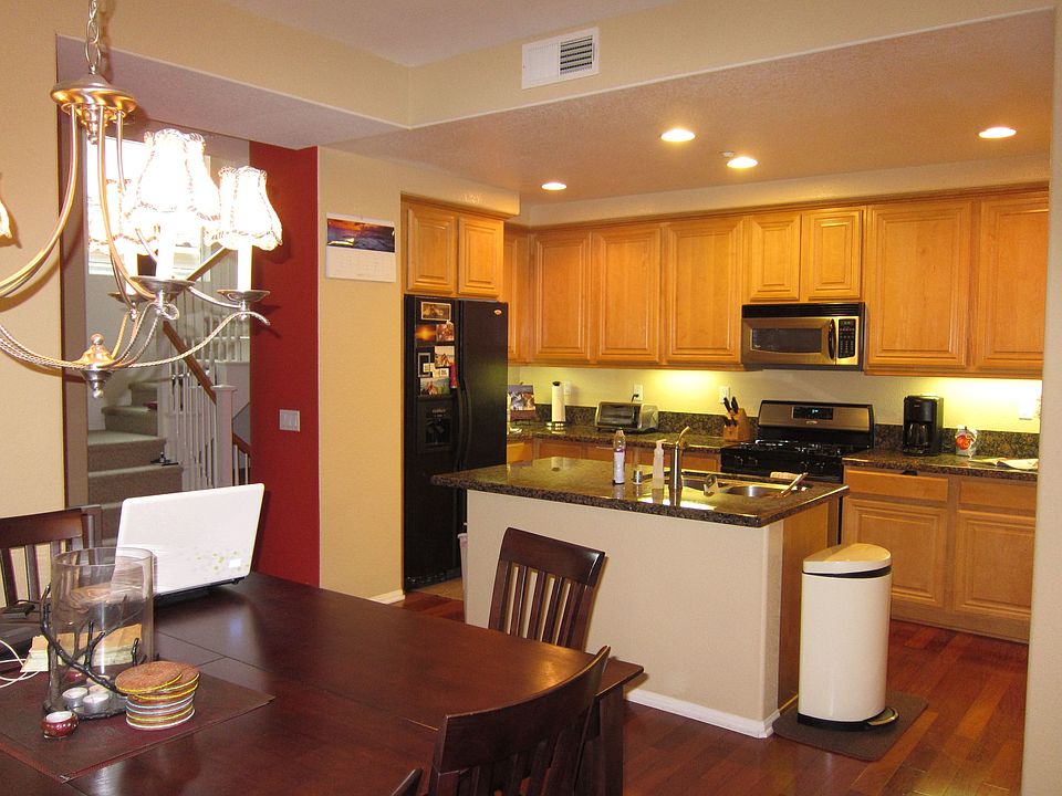 Kitchen & Partial Dining 