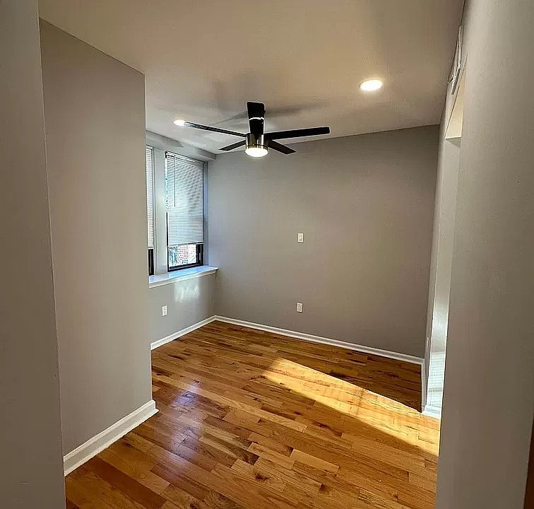 1st image of 7057 Cresheim Rd #1B