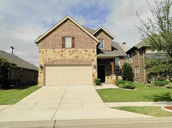 631 Kirby Dr, Lantana, TX 76226