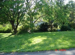 Benninger Dr, Walnutport, PA 18088