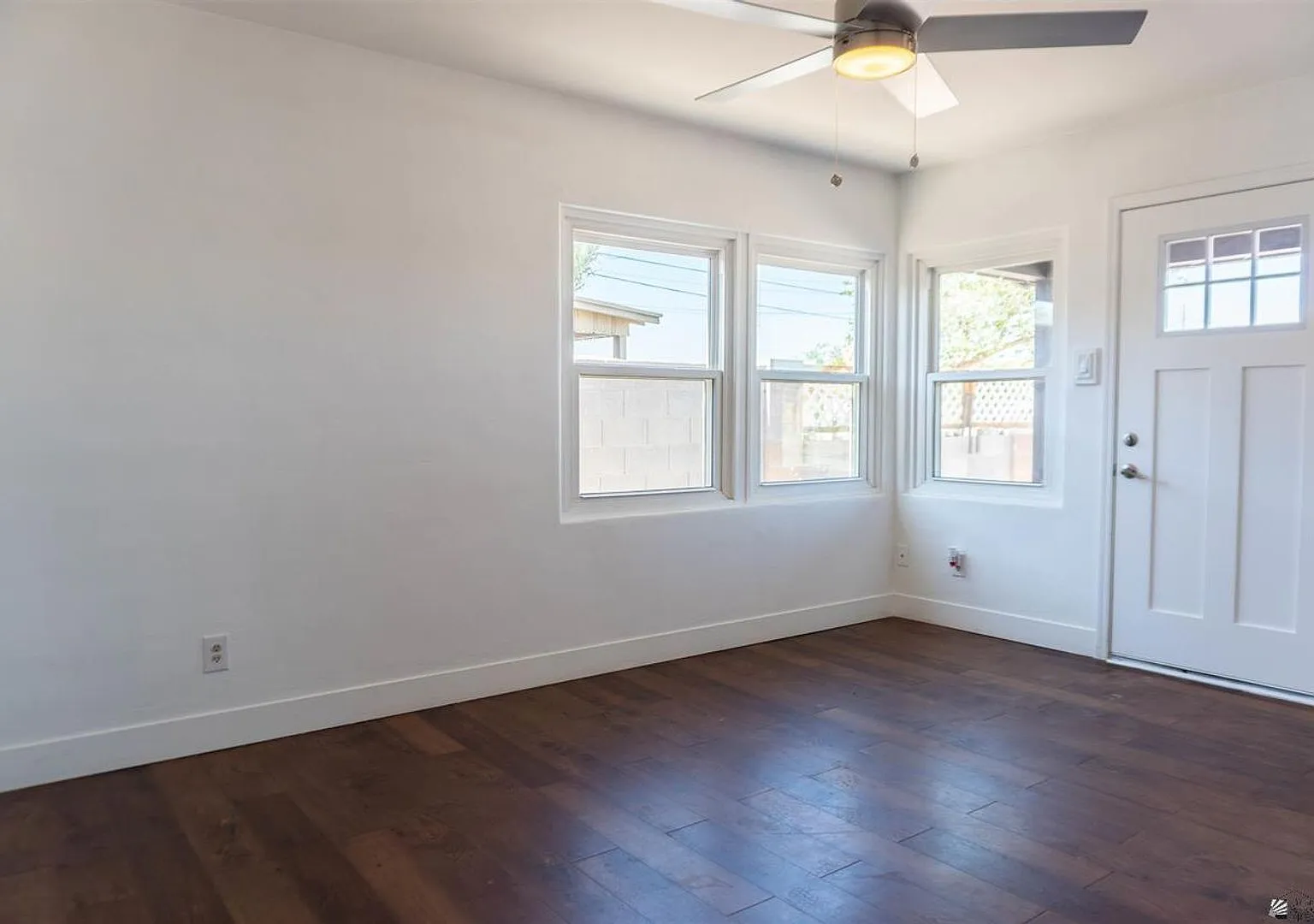 Remodeled 137 N Magnolia Ave — Photo 3