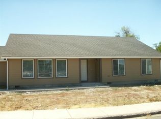 2436 Terr Mont St, White City, OR 97503