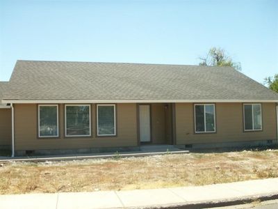 2436 Terr Mont St, White City, OR, 97503