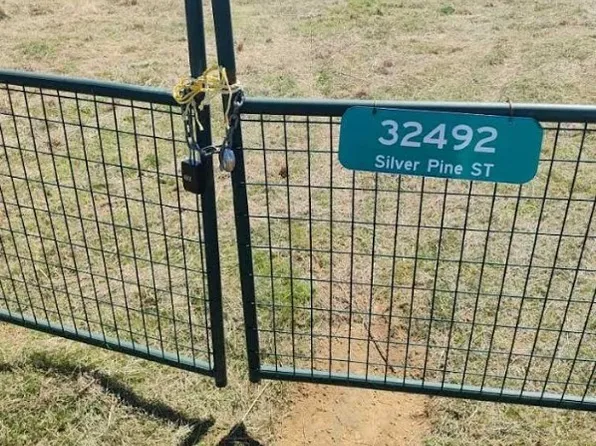 32492 Silverpine St, Bristow, OK 74010
