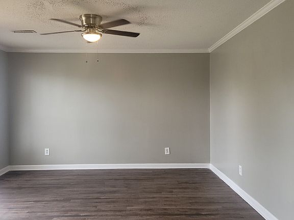 2nd image of 4428 Bonnell Dr NW APT B