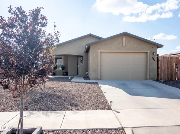 621 Nuevo Desierto Dr, Horizon City, TX 79928