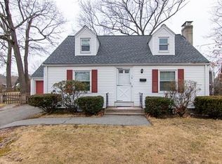 10 Eisenhower Ave, Natick, MA 01760