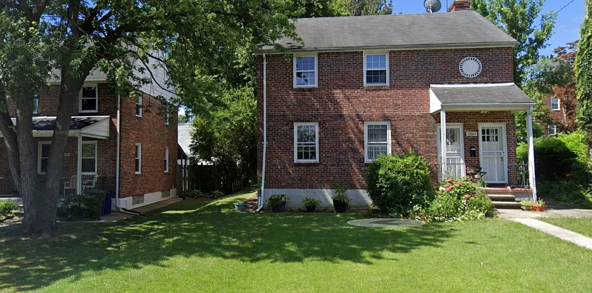 2 bed, 1200 sqft, $1,600 — Photo 1