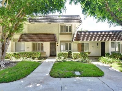 6915 Kent Way, Cypress, CA, 90630