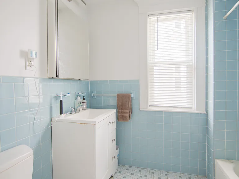 73 Bromfield Rd — Photo 9