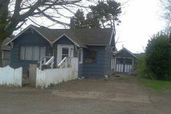 2nd image of 2605 6th St