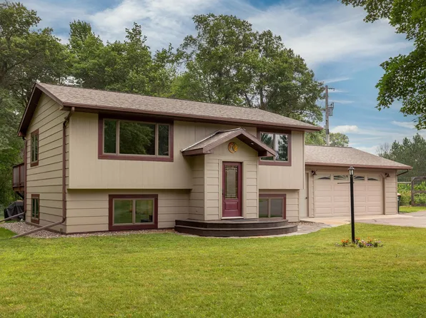 13950 Ironwood Dr, Brainerd, MN 56401