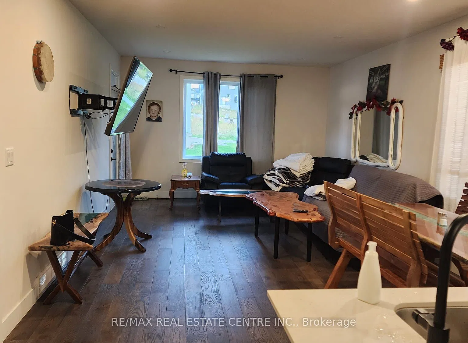 2 bed, $2,600 — Photo 4