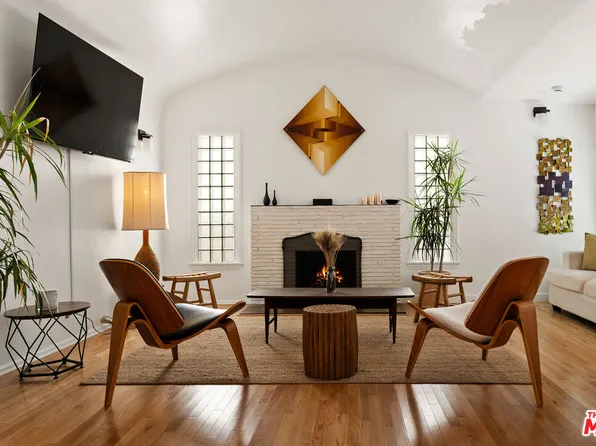 7459 Rosewood Ave, Los Angeles, CA 90036