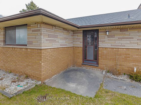 4th image of 1421 Fanshawe Park Rd E