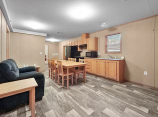 117 Crestwood Dr, Mabank, TX 75156