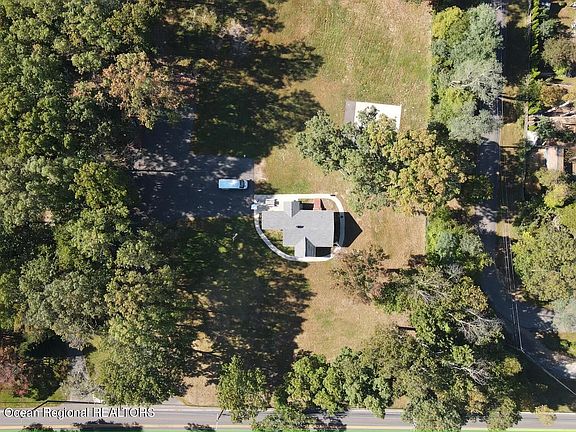 5th image of 3811 Herbertsville Road