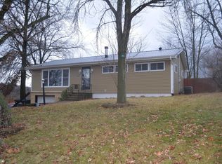 143 Solar Dr, Oskaloosa, IA
