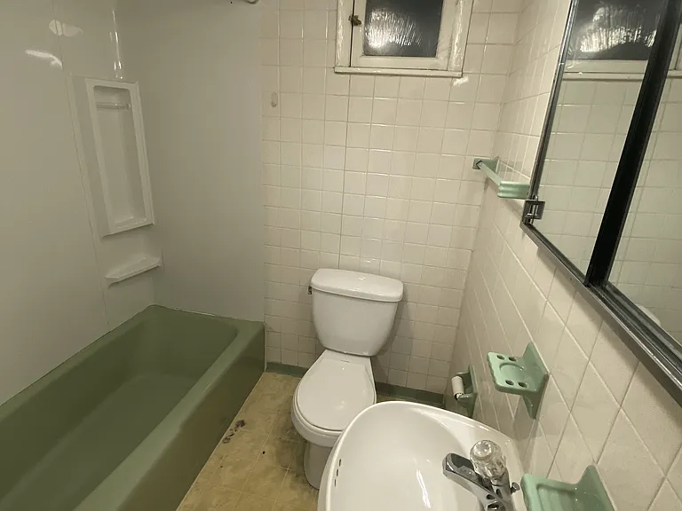 713 State St #BASEMENT — Photo 5