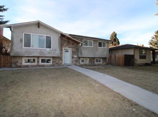 67 Rundlefield Close NE, Calgary, AB T1Y 2W3