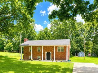 1050 Tucker Schoolhouse Rd, Madisonville, KY 42431