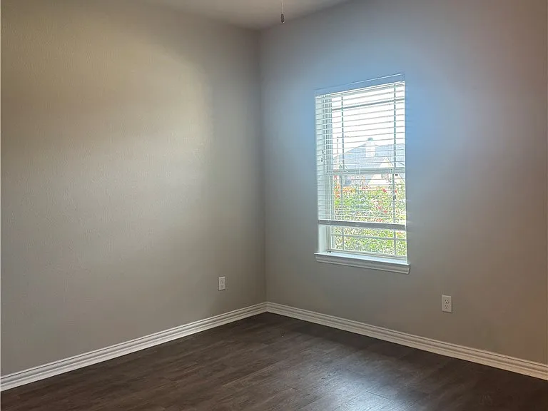 6346 Spartan Dr — Photo 5