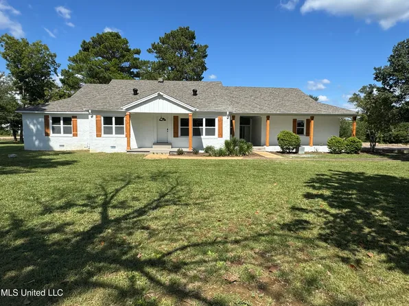 3202 Gaines Rd, Corinth, MS 38834