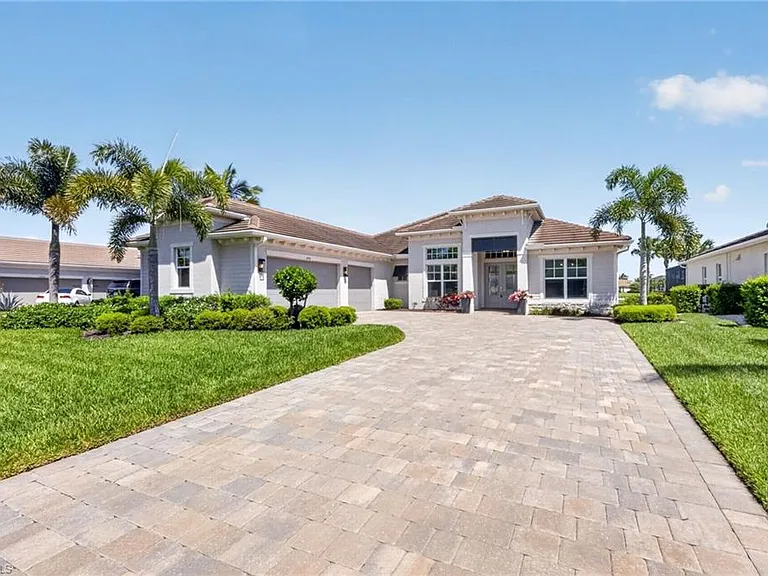 14930 Blue Bay Cir — Photo 41