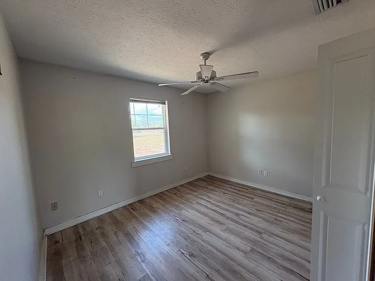5717 Rebecca Ct — Photo 6