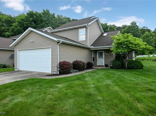 4232 Pine Dr, Rootstown, OH 44272