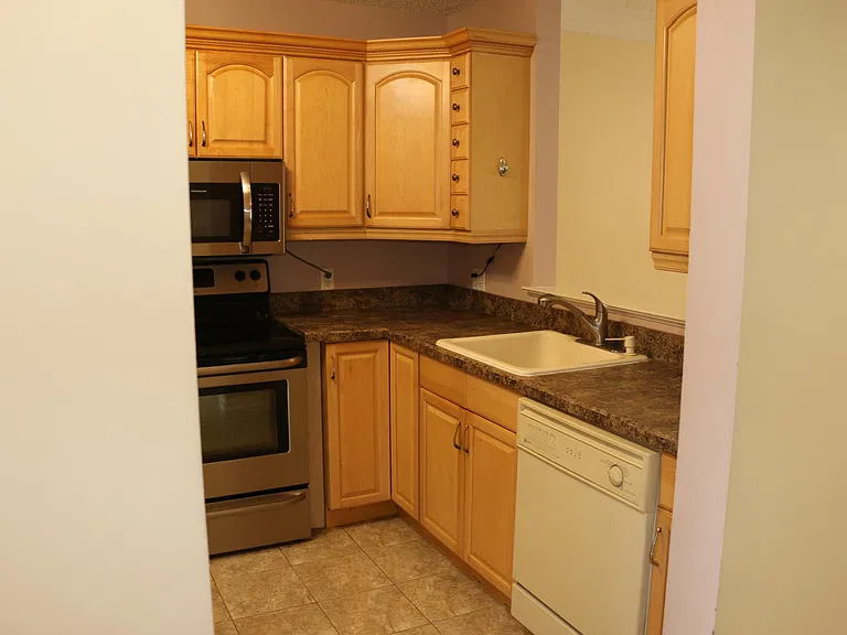 705 Lake Ave #12 — Photo 11